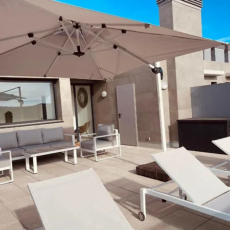 House - Penthouse With Private Rooftop Terrace